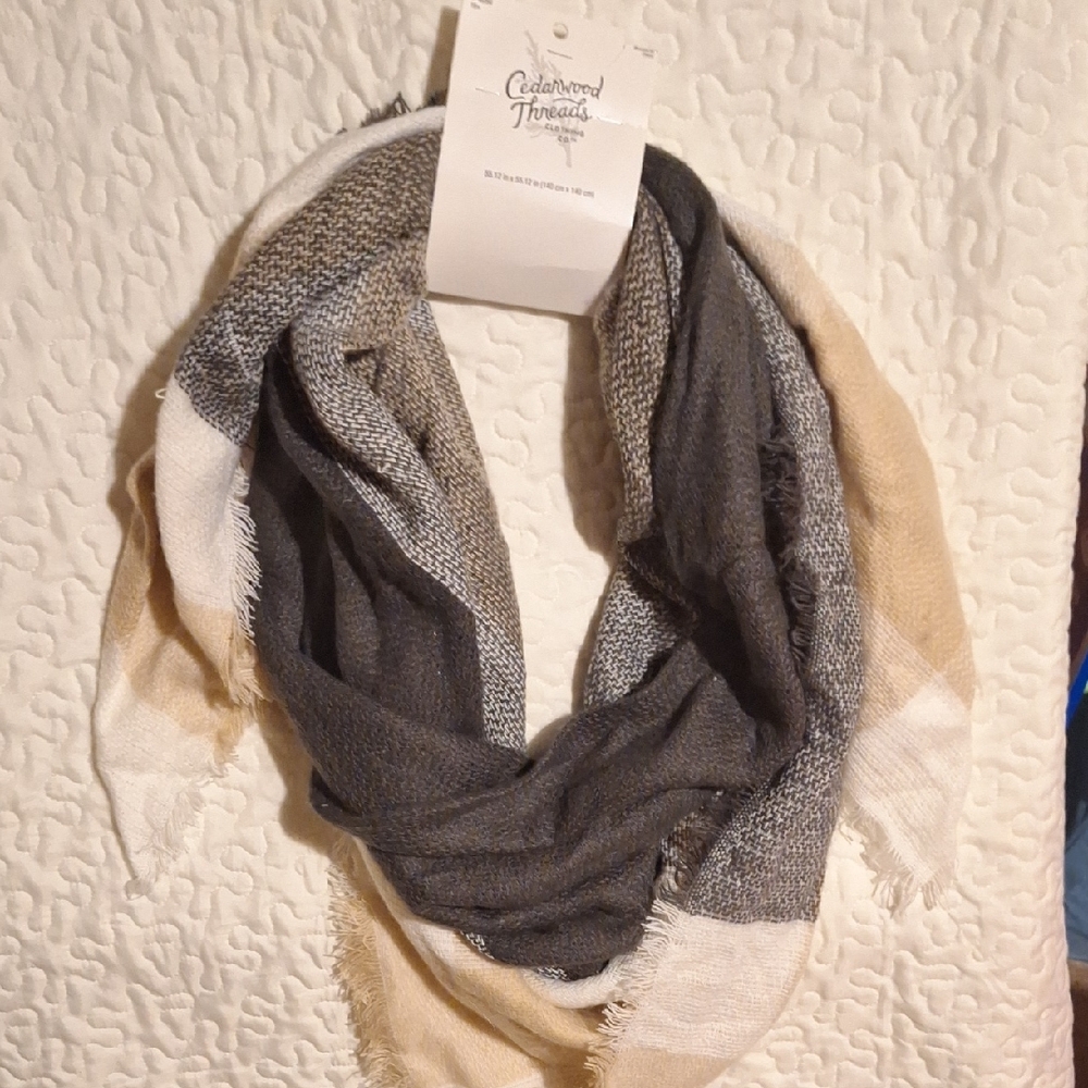Women's Multi-Color Scarf
